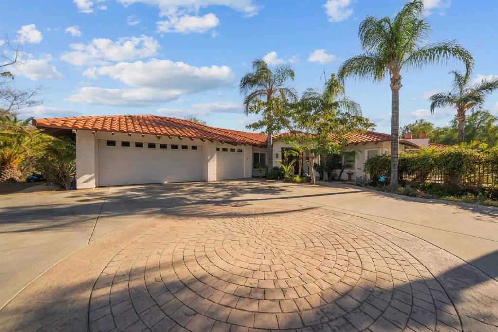 30920 Palm Ave, Hemet, California 92543 home-pic-3