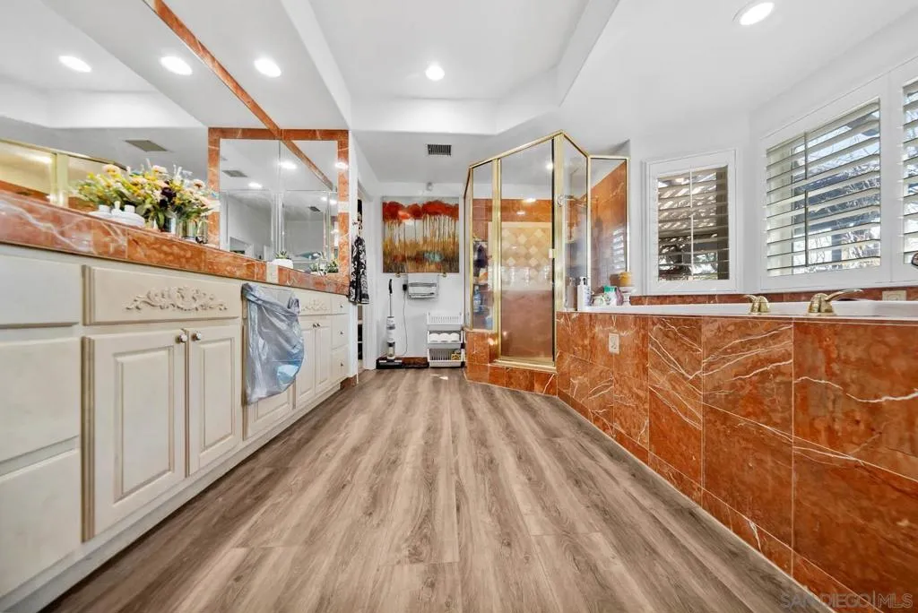 30920 Palm Ave, Hemet, California 92543 home-pic-24