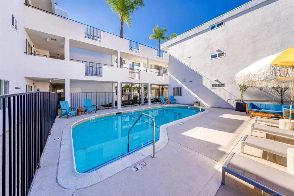 1030 Robinson Ave 111, San Diego, California 92103 home-pic-29