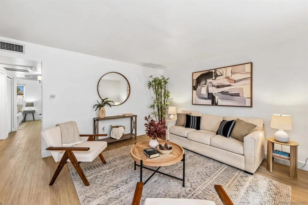 1030 Robinson Ave 111, San Diego, California 92103 home-pic-10