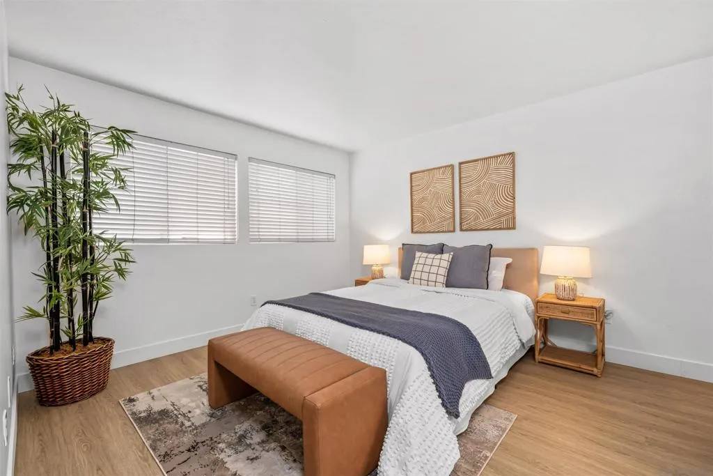 1030 Robinson Ave 111, San Diego, California 92103 home-pic-19
