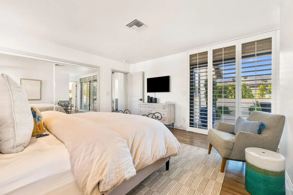 70070 Frank Sinatra Drive 14, Rancho Mirage, California 92270 home-pic-24
