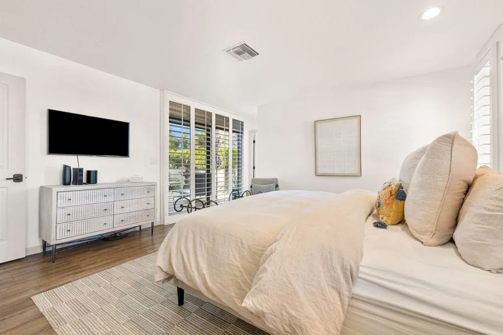 70070 Frank Sinatra Drive 14, Rancho Mirage, California 92270 home-pic-23