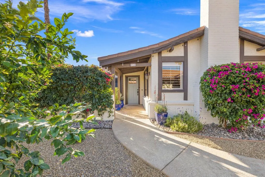 70070 Frank Sinatra Drive 14, Rancho Mirage, California 92270 home-pic-2