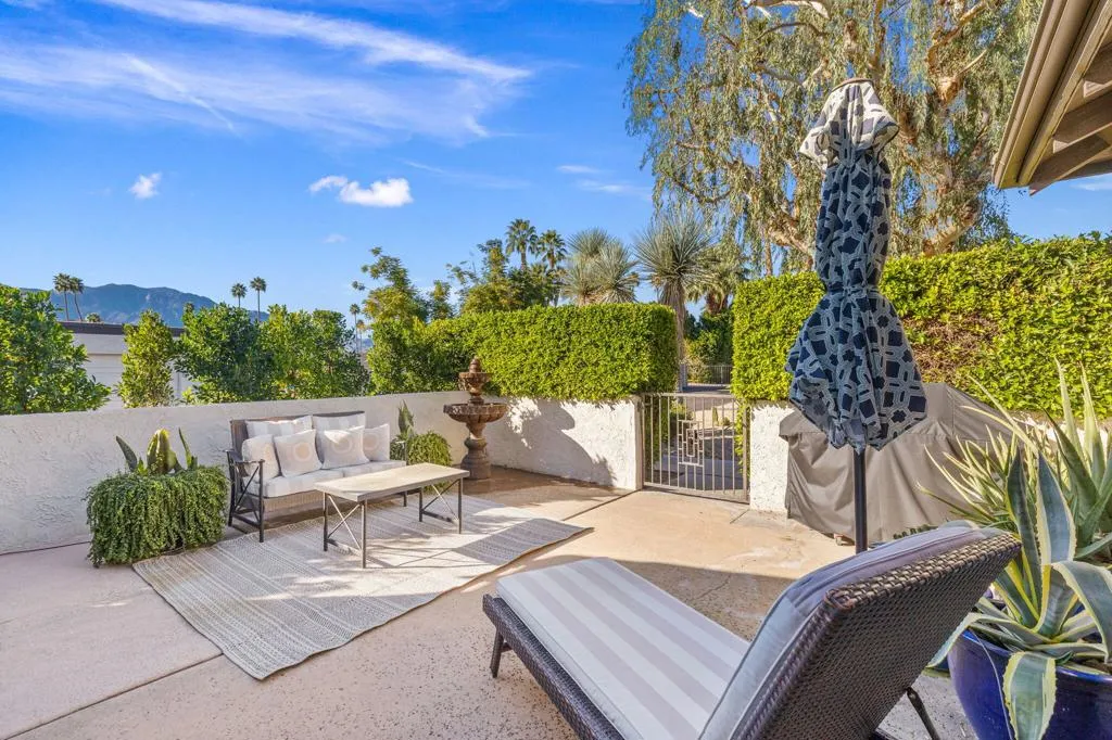 70070 Frank Sinatra Drive 14, Rancho Mirage, California 92270 home-pic-38