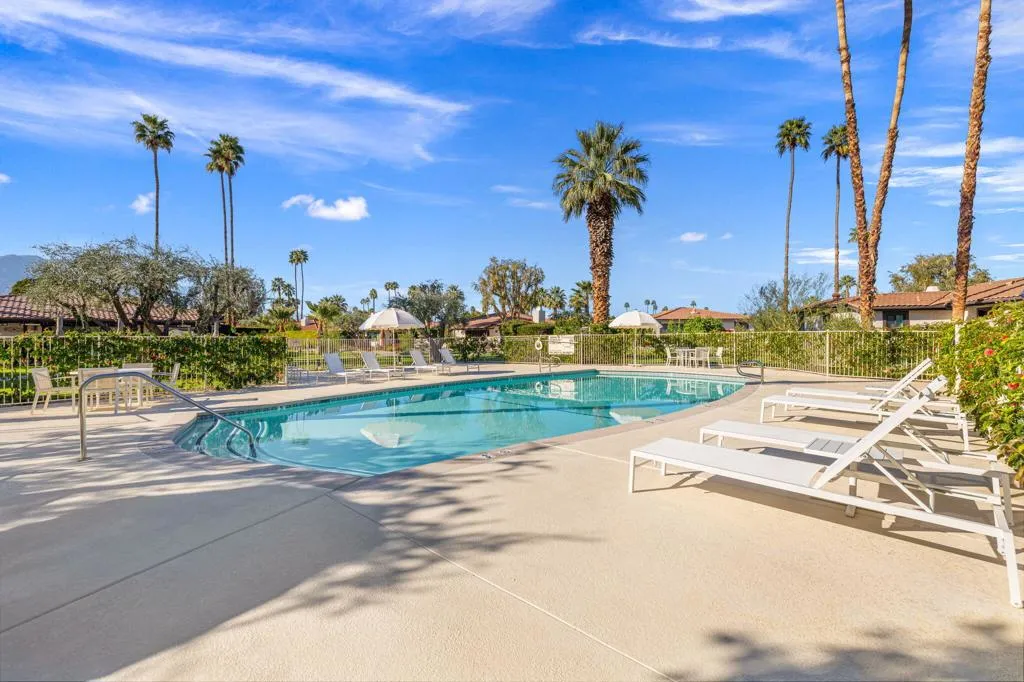 70070 Frank Sinatra Drive 14, Rancho Mirage, California 92270 home-pic-45