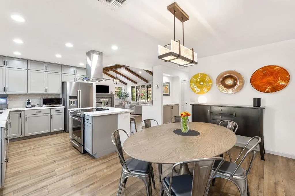 70070 Frank Sinatra Drive 14, Rancho Mirage, California 92270 home-pic-17