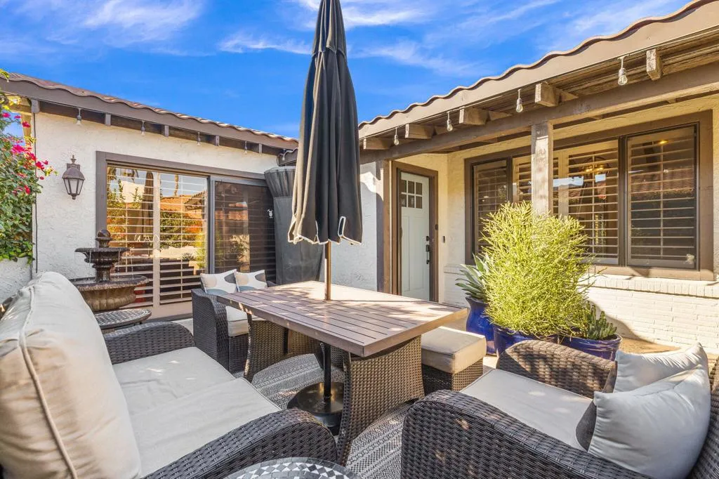 70070 Frank Sinatra Drive 14, Rancho Mirage, California 92270 home-pic-5