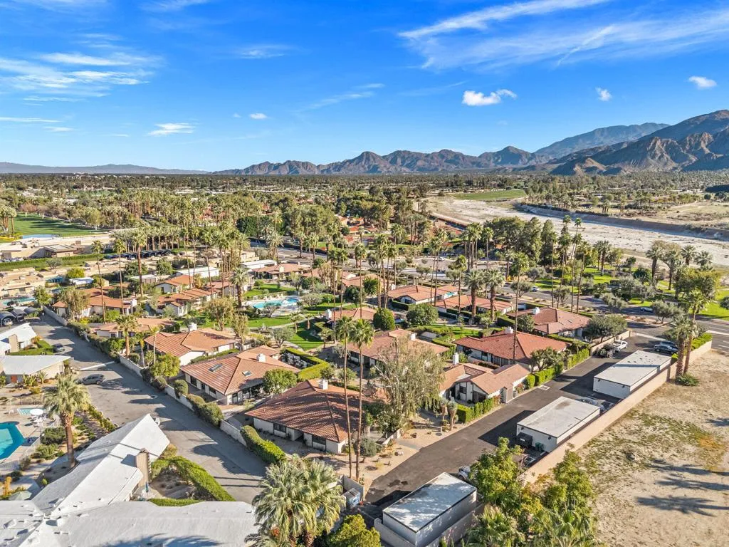 70070 Frank Sinatra Drive 14, Rancho Mirage, California 92270 home-pic-41