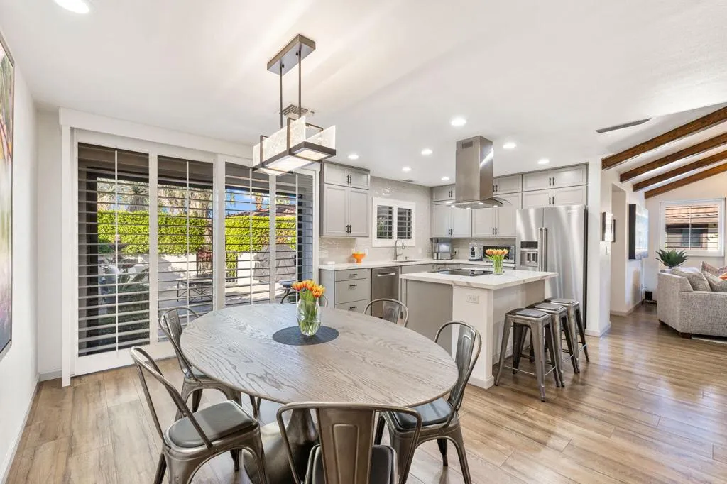 70070 Frank Sinatra Drive 14, Rancho Mirage, California 92270 home-pic-19
