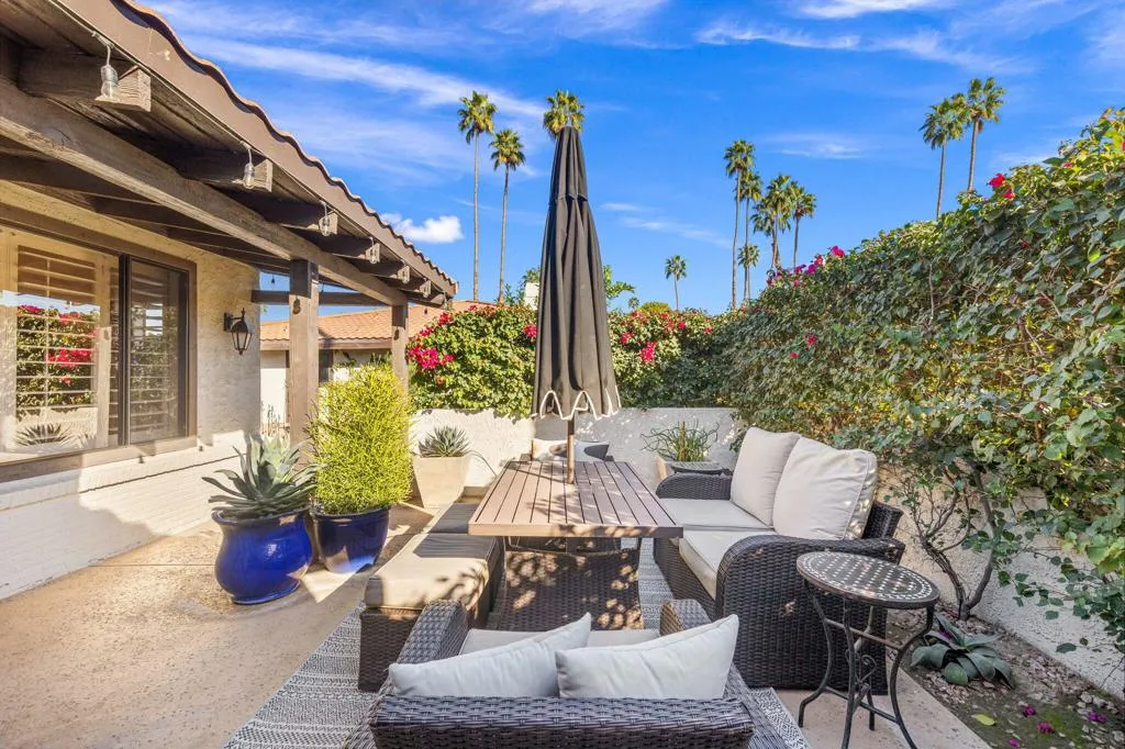 70070 Frank Sinatra Drive 14, Rancho Mirage, California 92270 home-pic-6