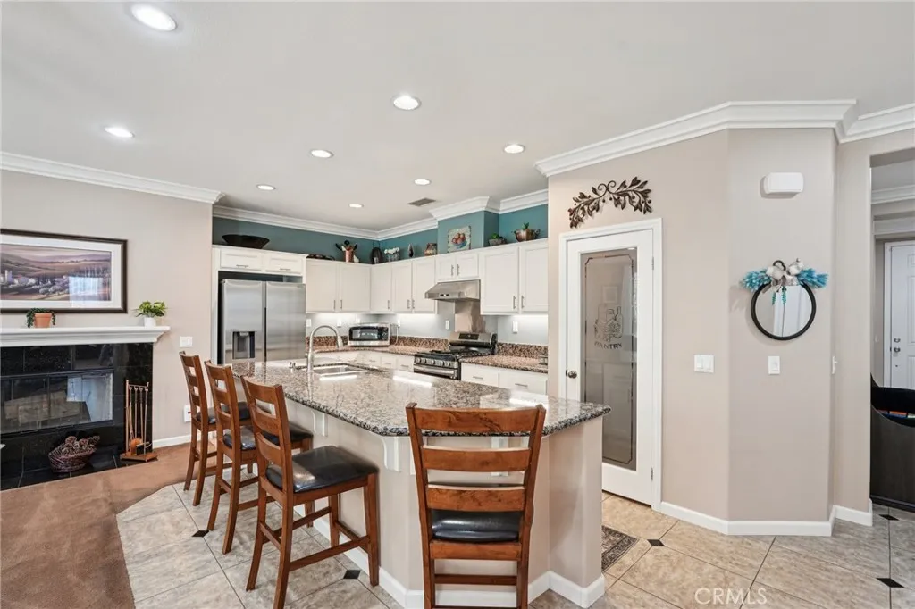 34189 Hillside, Lake Elsinore, California 92532 home-pic-10