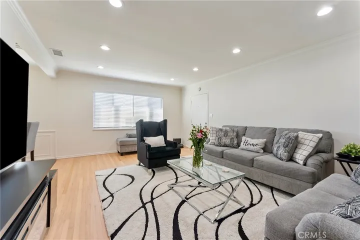 Living Room - Lots of natural light