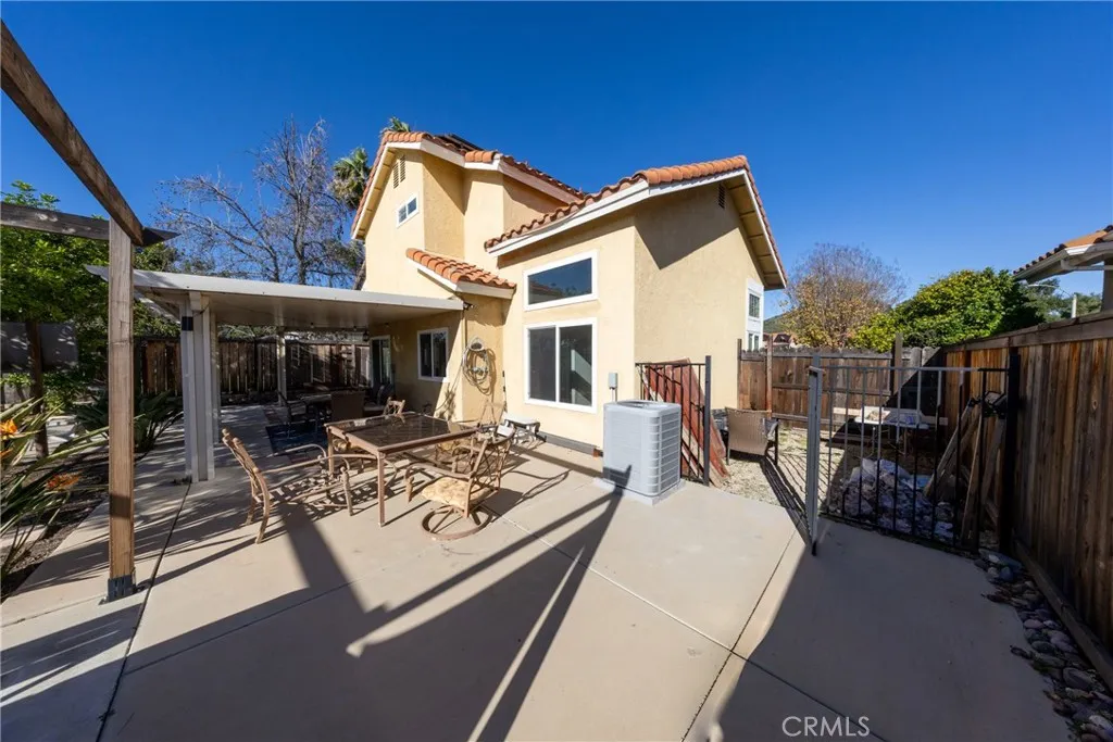 39749 Almansa Court, Murrieta, California 92562 home-pic-42