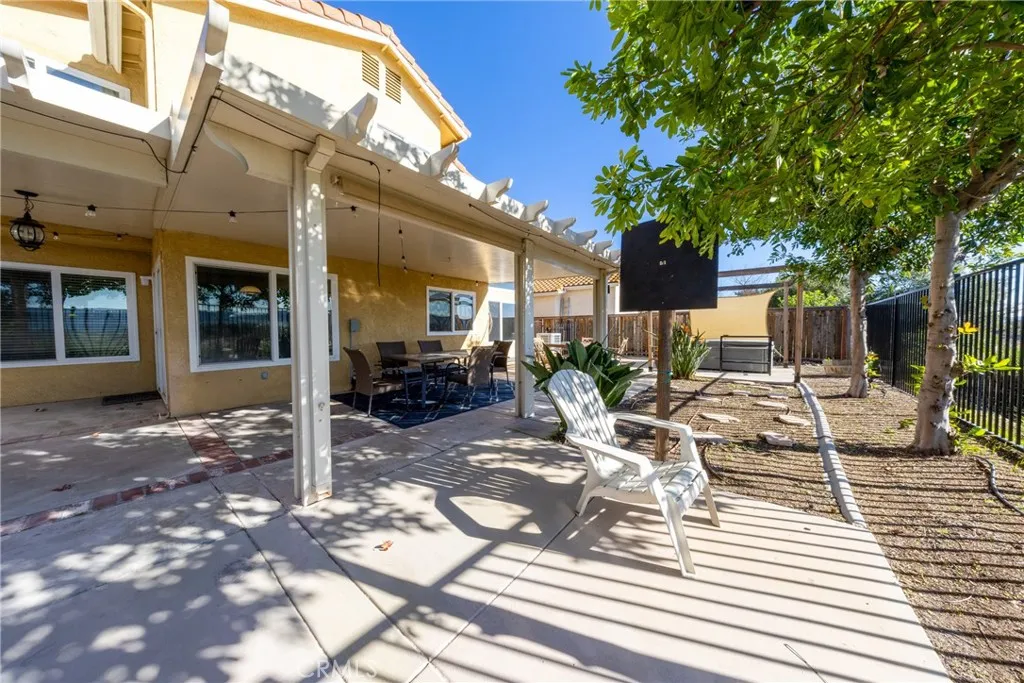 39749 Almansa Court, Murrieta, California 92562 home-pic-40