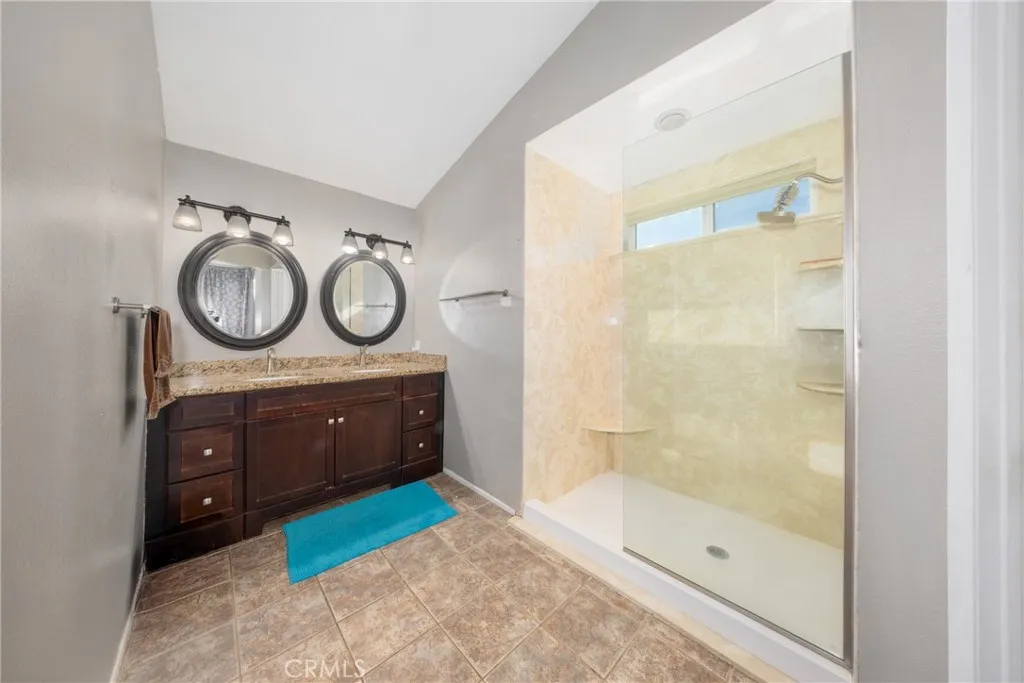39749 Almansa Court, Murrieta, California 92562 home-pic-29
