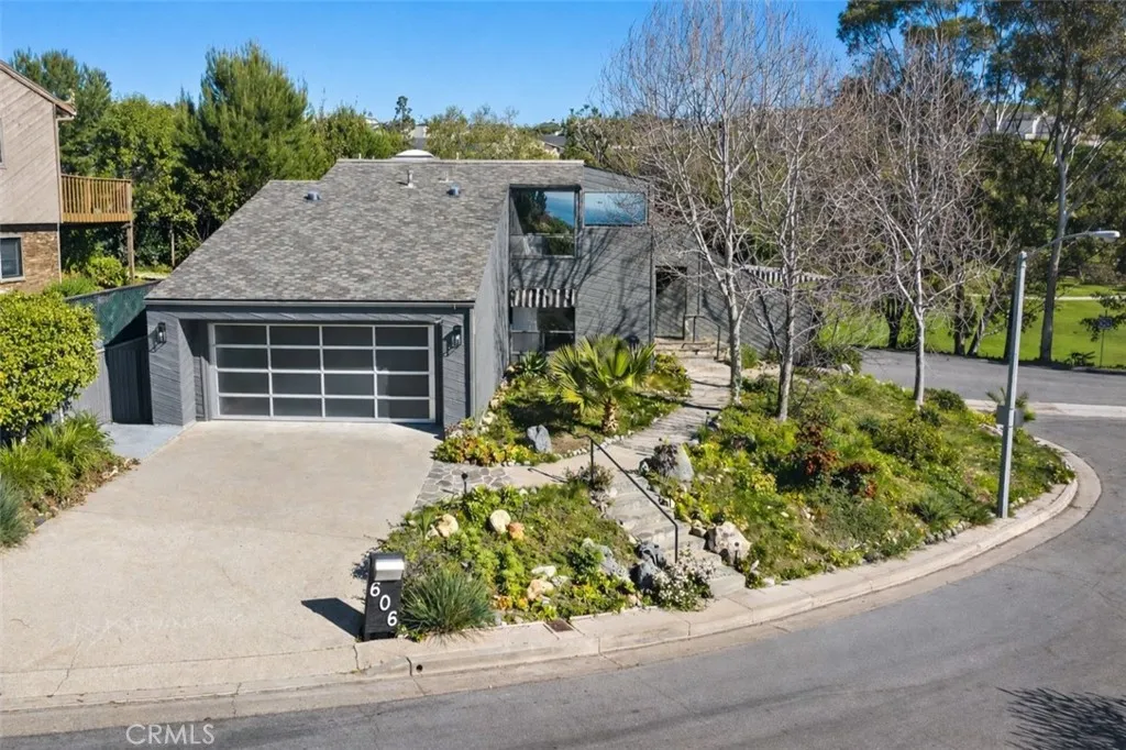 606 Calle Del Cerrito, San Clemente, California 92672 home-pic-1