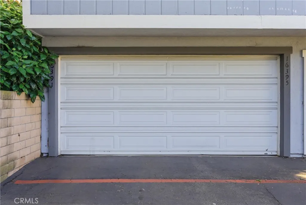 16395 Del Oro Circle, Huntington Beach, California 92649 home-pic-25