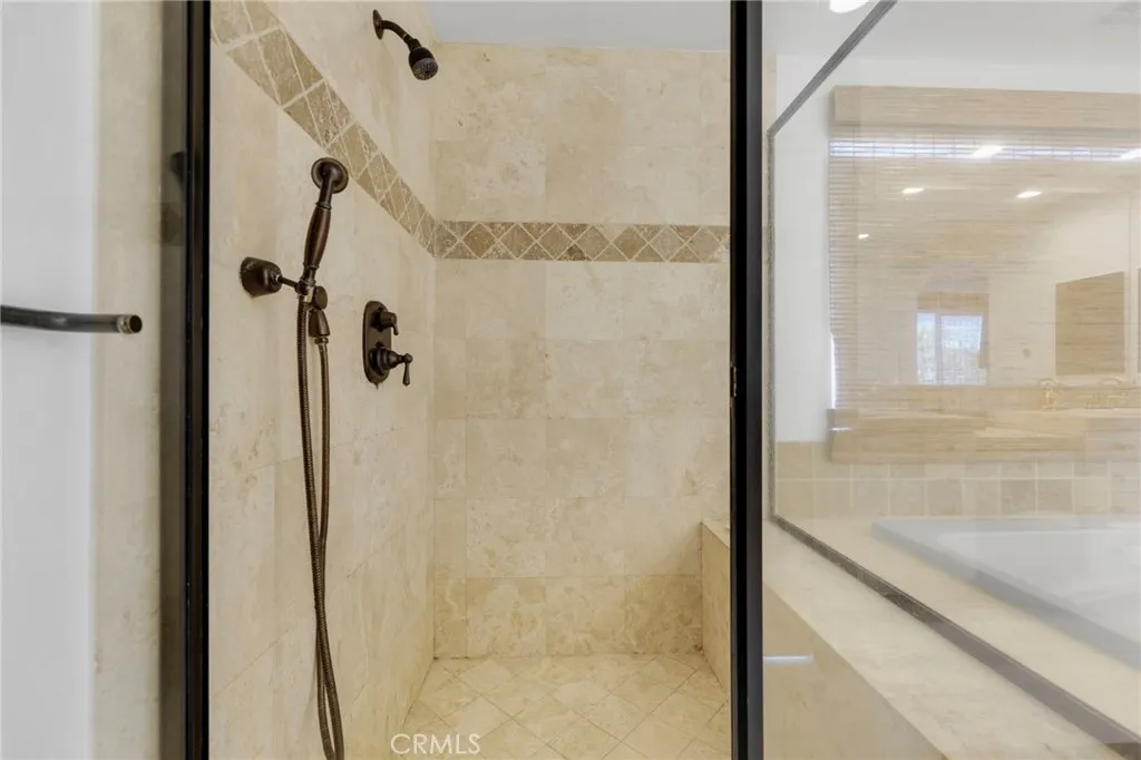 6997 Sale Avenue, West Hills, California 91307 home-pic-26
