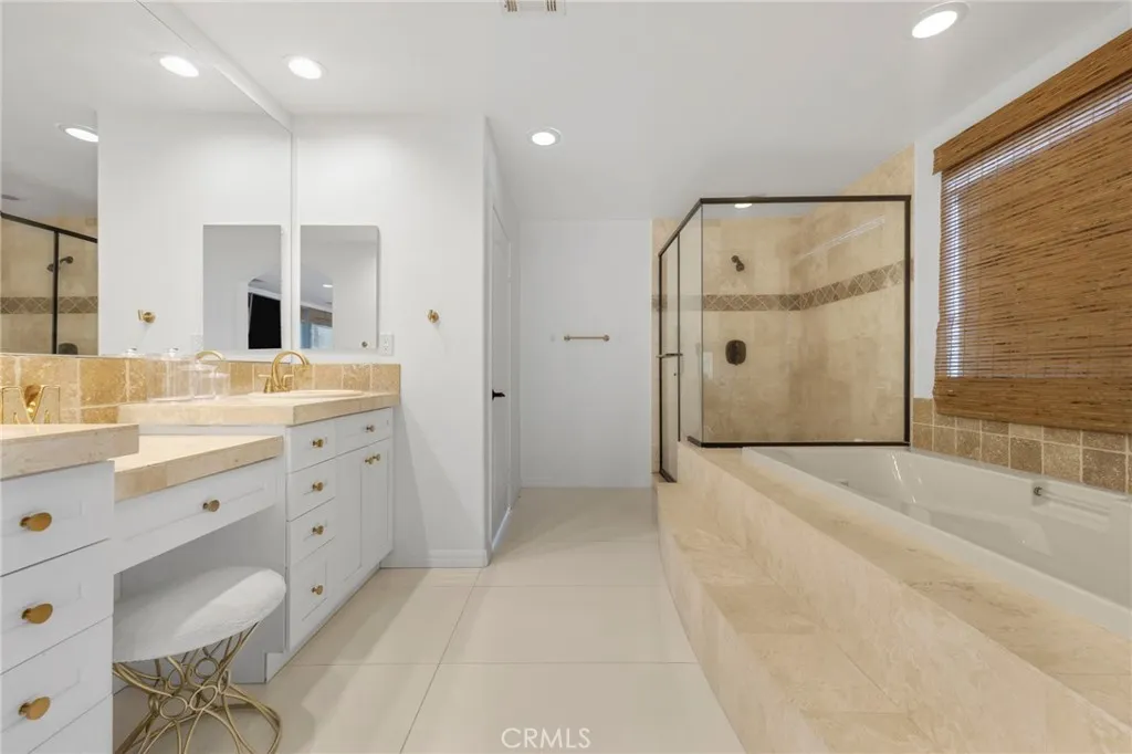 6997 Sale Avenue, West Hills, California 91307 home-pic-25