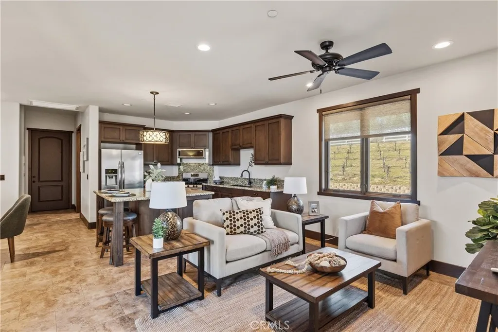41570 Avenida Bordeaux, Temecula, California 92592 home-pic-33