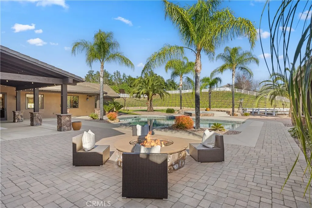 41570 Avenida Bordeaux, Temecula, California 92592 home-pic-42