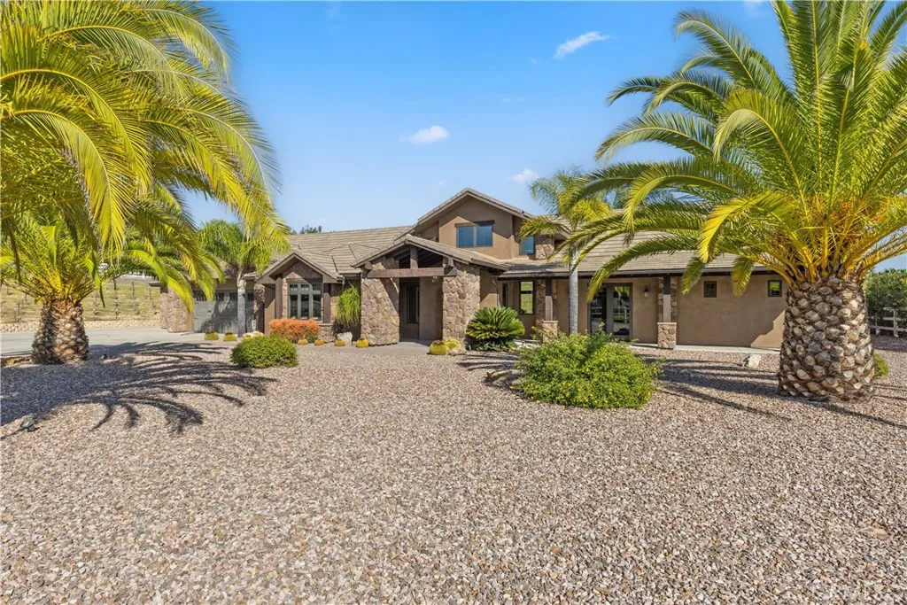41570 Avenida Bordeaux, Temecula, California 92592 home-pic-3