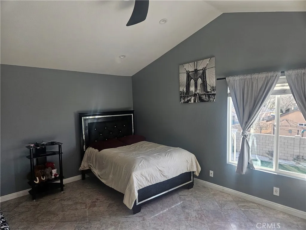 37323 Daybreak Street, Palmdale, California 93550 home-pic-28