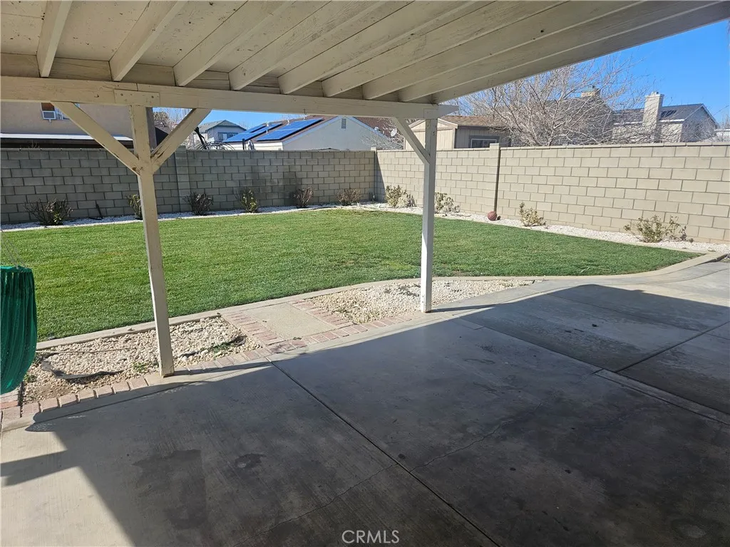 37323 Daybreak Street, Palmdale, California 93550 home-pic-52