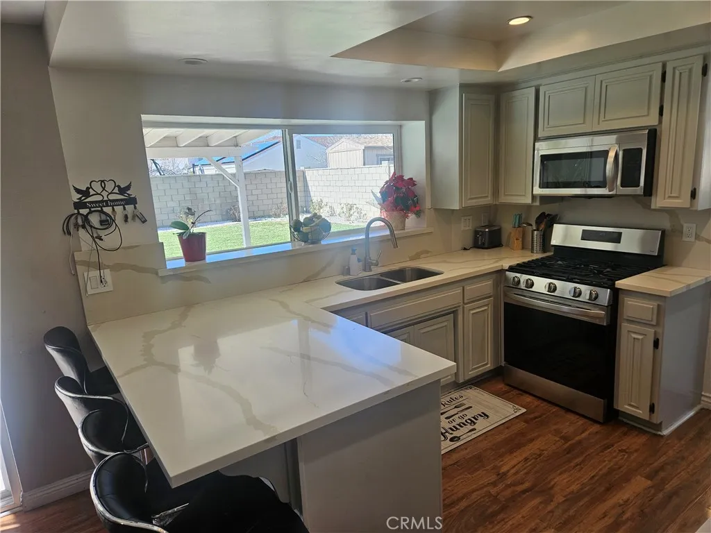 37323 Daybreak Street, Palmdale, California 93550 home-pic-9