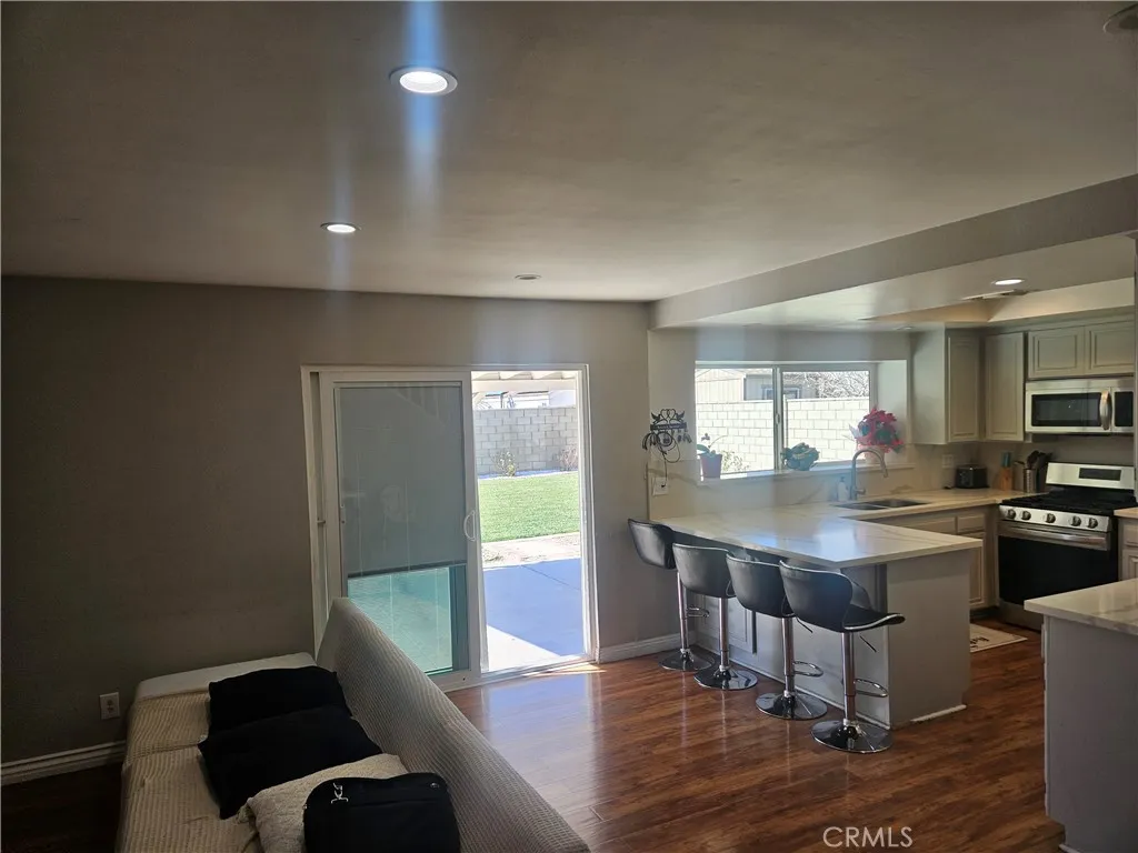 37323 Daybreak Street, Palmdale, California 93550 home-pic-16