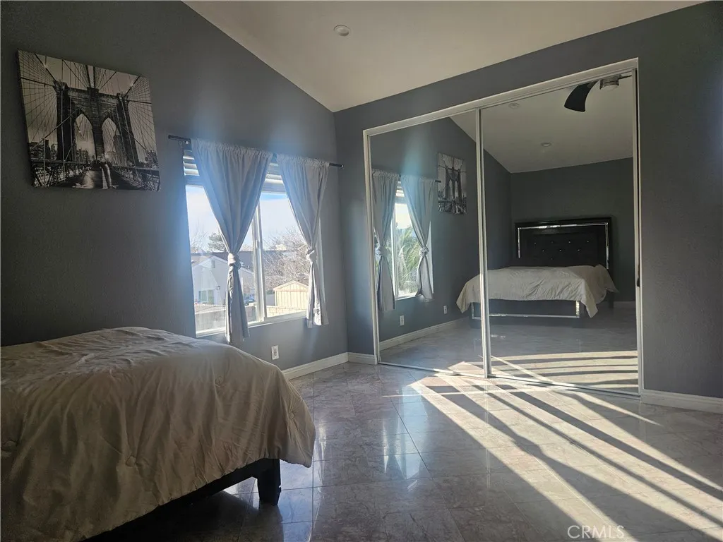 37323 Daybreak Street, Palmdale, California 93550 home-pic-32