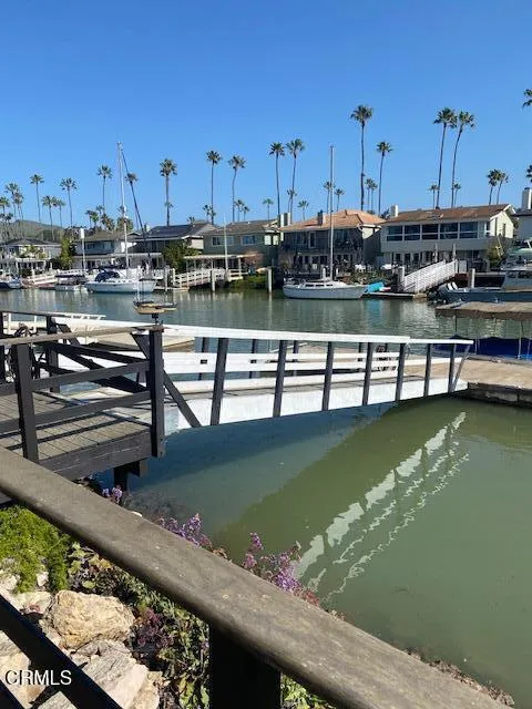 2800 Bayshore Avenue, Ventura, California 93001 home-pic-1