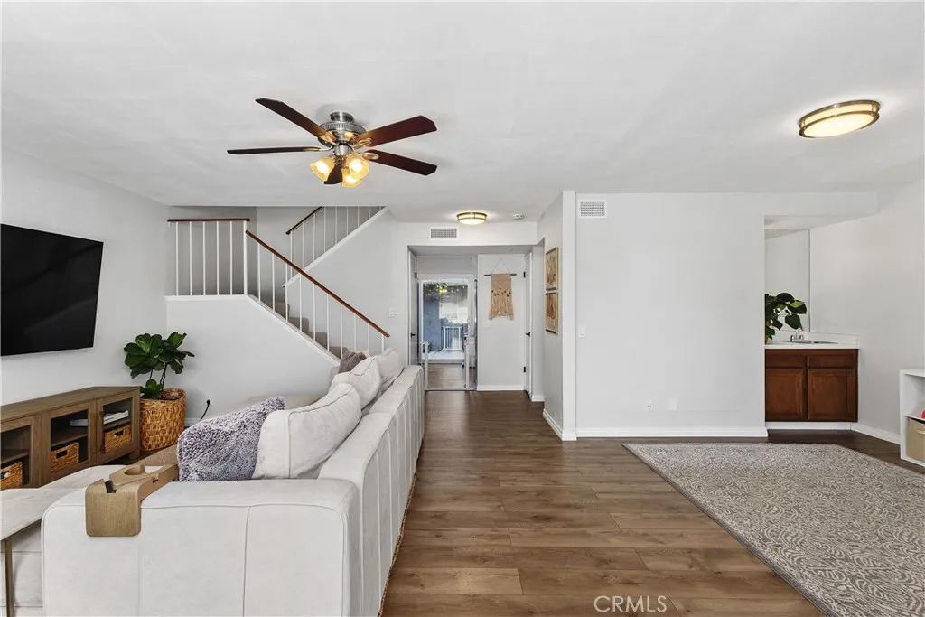 6216 Hefley Street 3, Westminster, California 92683 home-pic-3