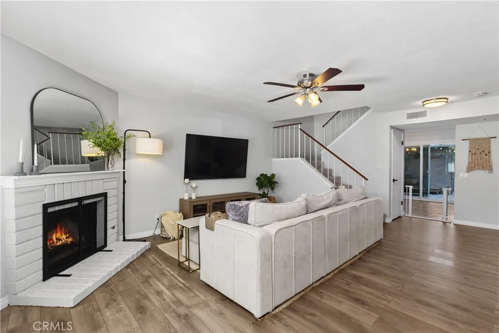 6216 Hefley Street 3, Westminster, California 92683 home-pic-2