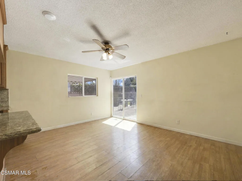 22726 Marlin Place, West Hills, California 91307 home-pic-10