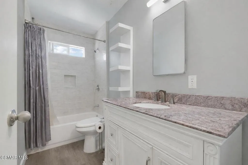 22726 Marlin Place, West Hills, California 91307 home-pic-15