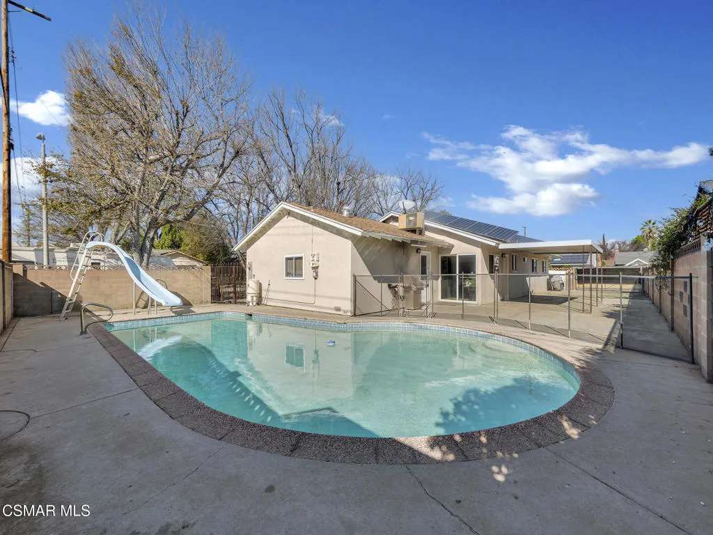 22726 Marlin Place, West Hills, California 91307 home-pic-18