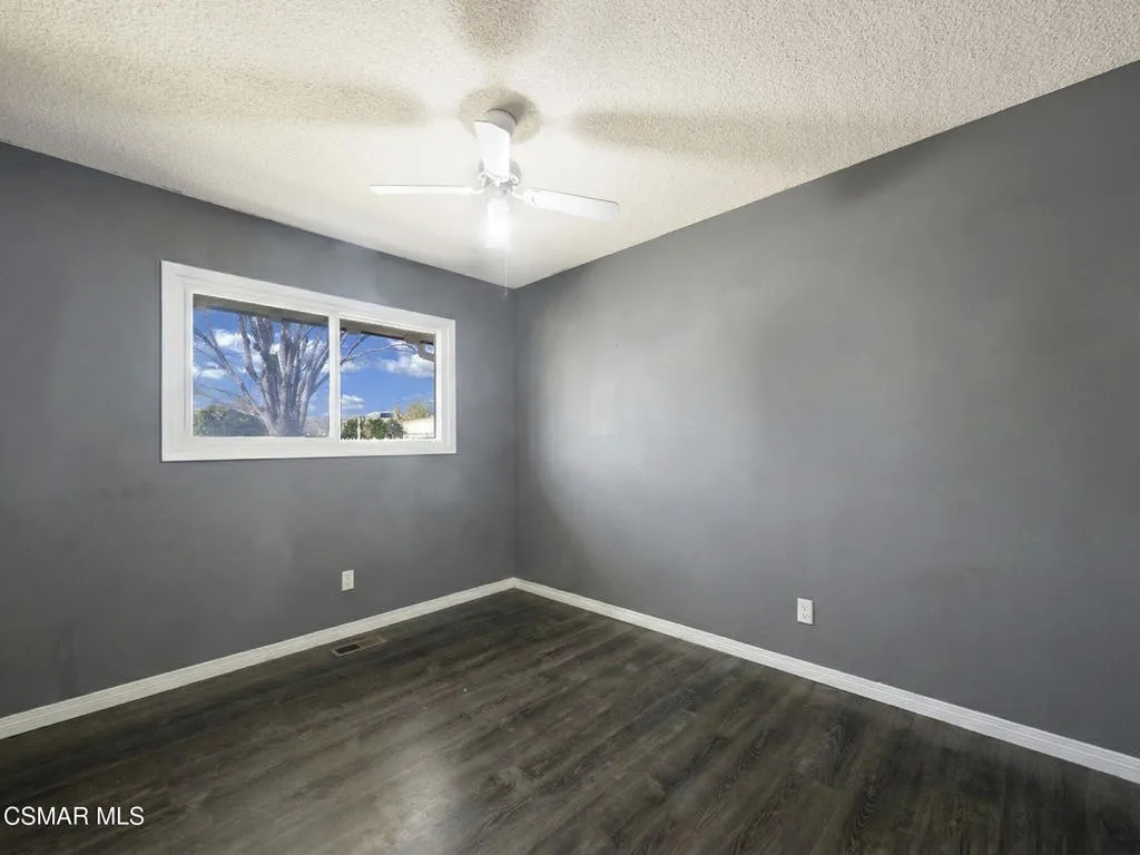 22726 Marlin Place, West Hills, California 91307 home-pic-16