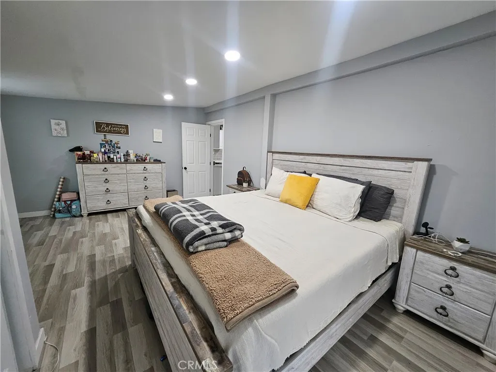 629 W Plum, Compton, California 90222 home-pic-11