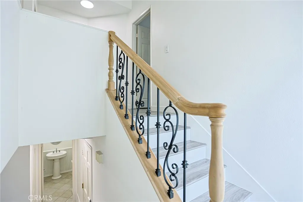 23160 Newport Lane 9, Yorba Linda, California 92887 home-pic-21