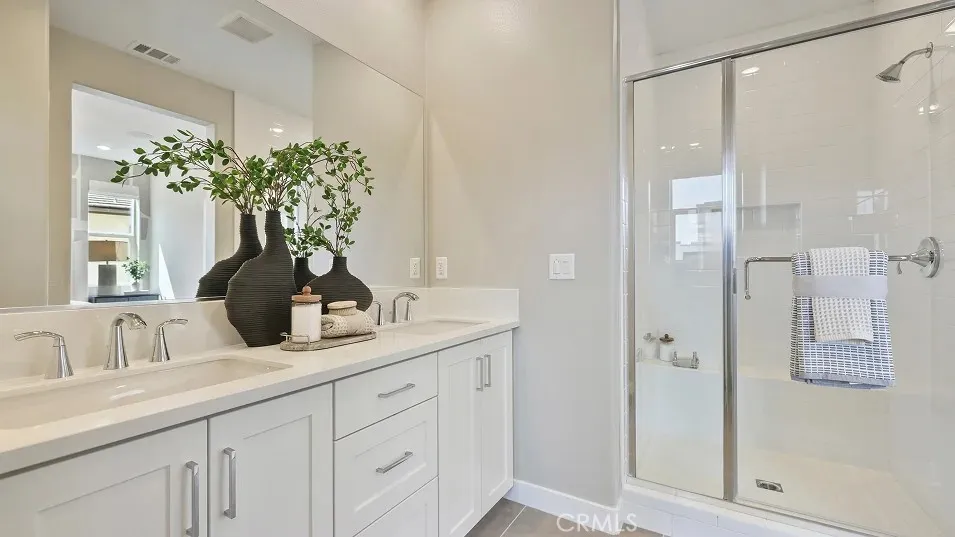 26859 Serif Place, Valencia, California 91381 home-pic-12