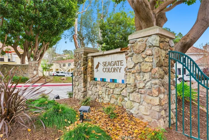 Welcome to Seagate Colony