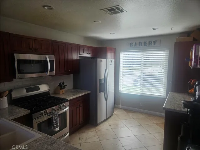 2617 Redington Street, Palmdale, California 93551