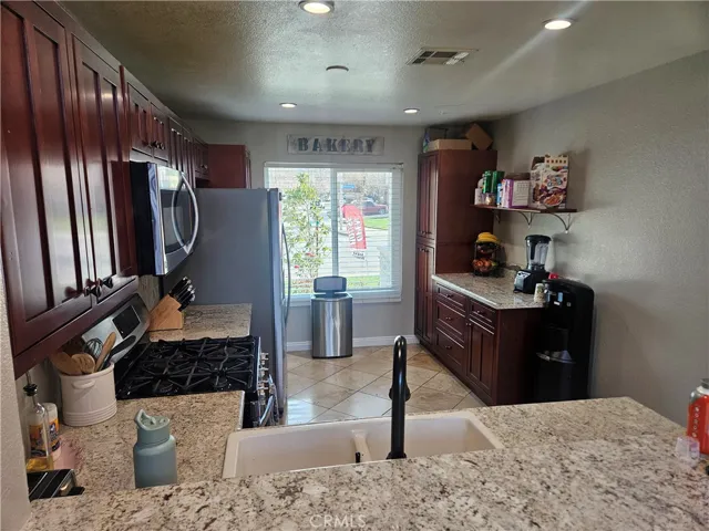 2617 Redington Street, Palmdale, California 93551