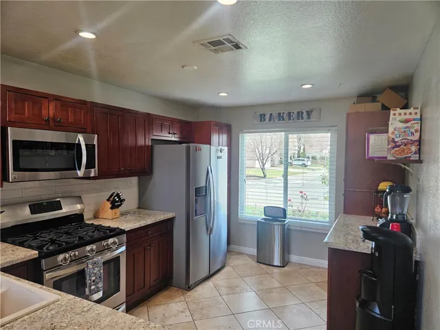 2617 Redington Street, Palmdale, California 93551