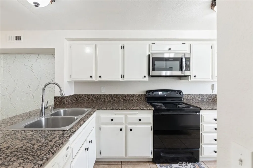 5715 Baltimore Dr 86, La Mesa, California 91942 home-pic-12