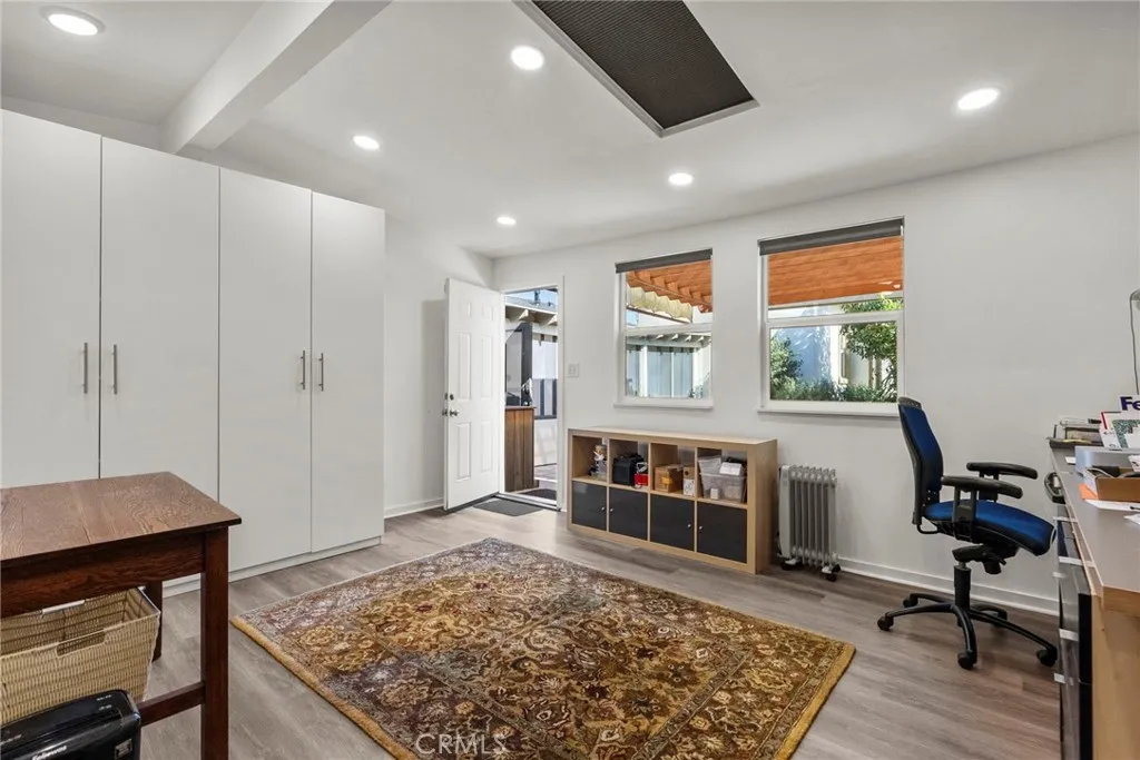 2871 Daisy Avenue, Long Beach, California 90806 home-pic-22