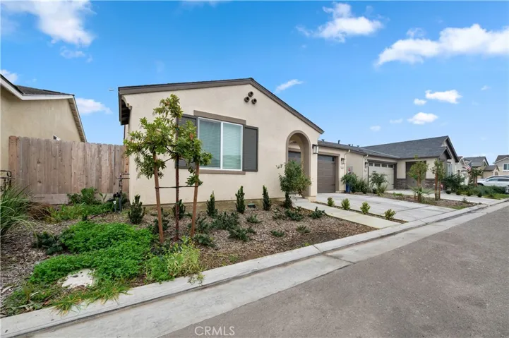 6567 E Pine, Fresno, California 93727