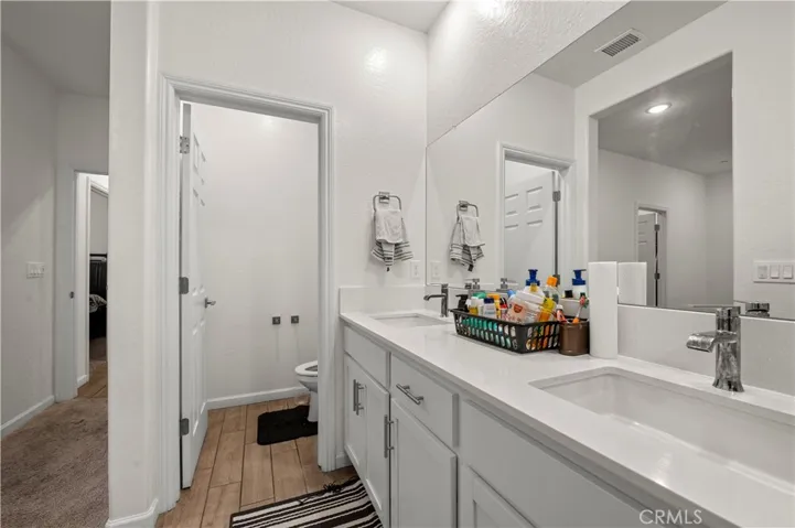 6567 E Pine, Fresno, California 93727